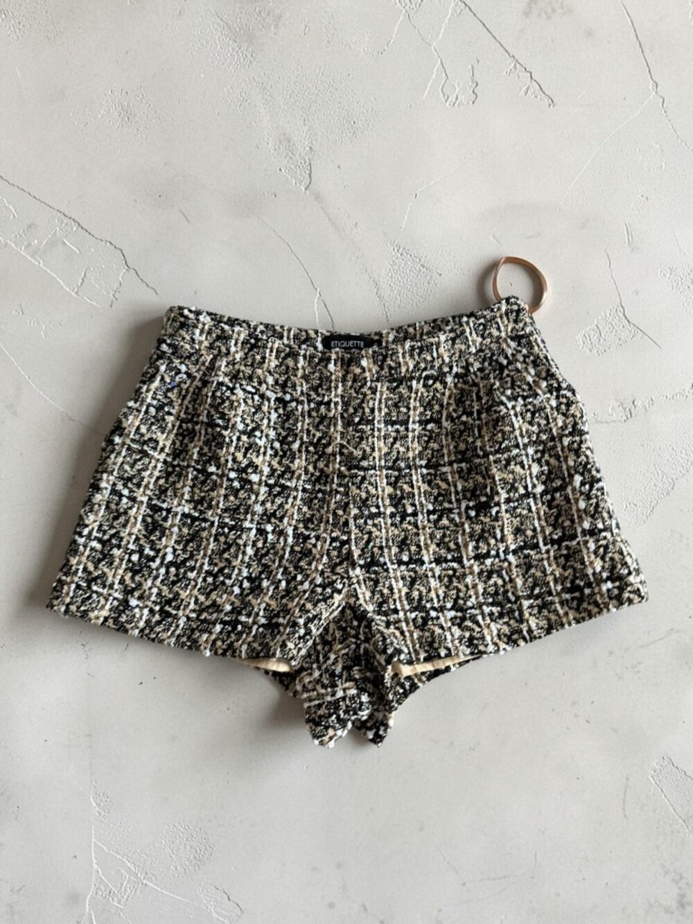 ETIQUETTE Brown White Boucle Dress Shorts Size Medium
